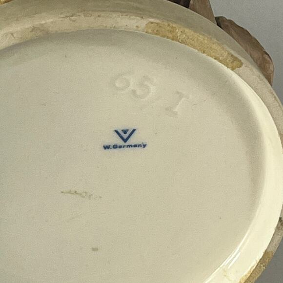 Goebel M.I. Hummel Figurine Aui Wiedersehen Farewell 4" Made in W. Germany #65/I - Picture 10 of 13